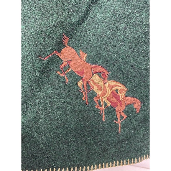 Woolrich Blanket Deep Green Wool Throw Embroidered Brown Tan Horses 62 X 40 USA - Picture 2 of 7